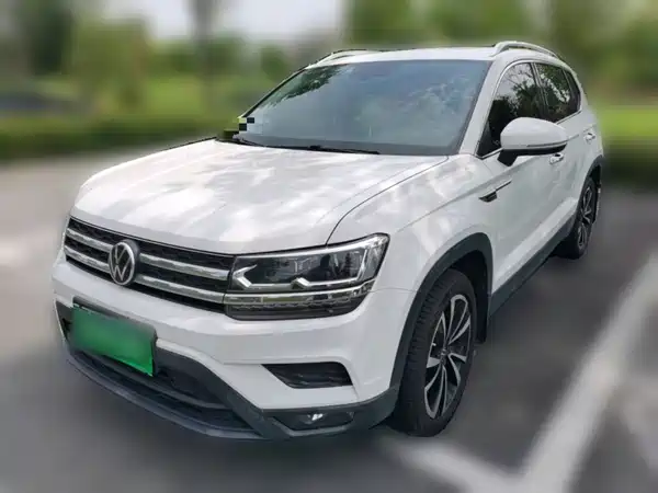 Volkswagen Tharu 2020
