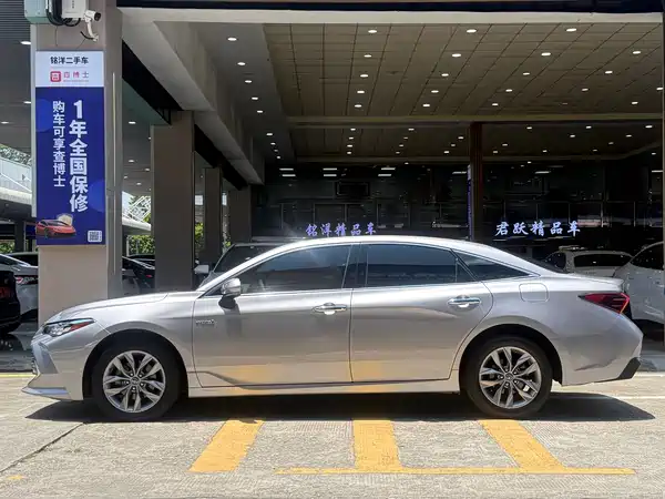 Toyota Avalon 2021