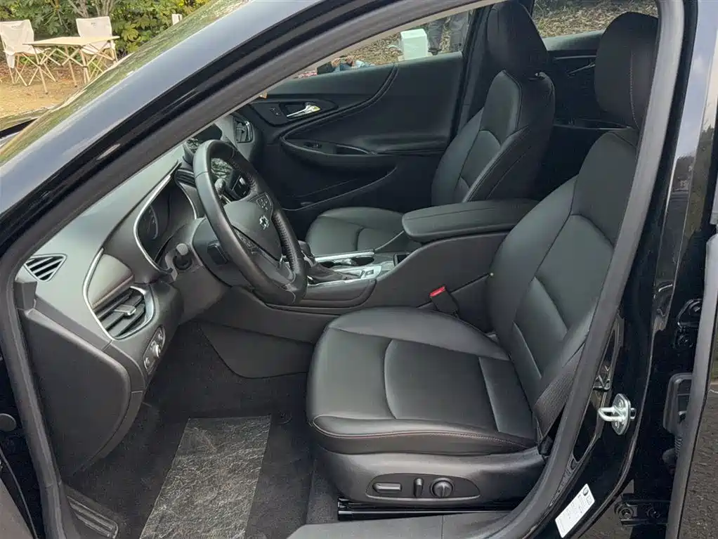 Chevrolet Malibu XL 2023 — фото 18