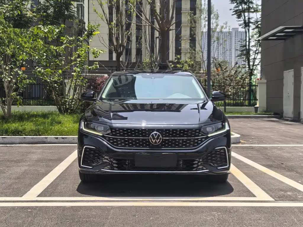 Volkswagen Passat 2025
