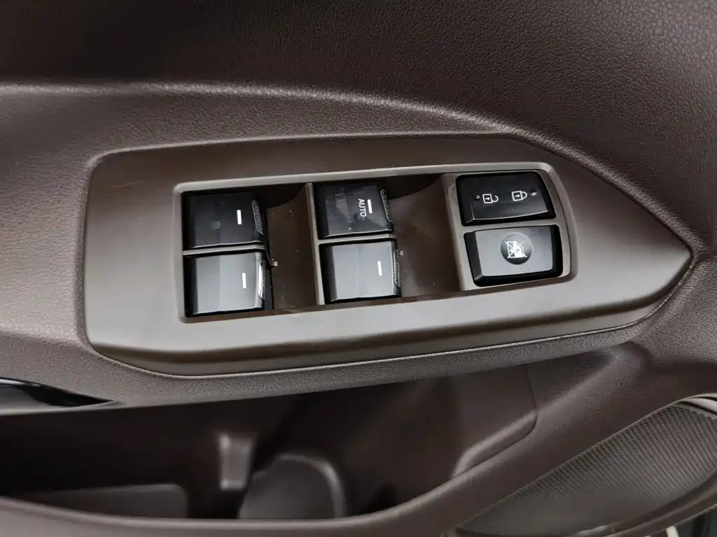 GAC Trumpchi GS4 2015 — фото 9