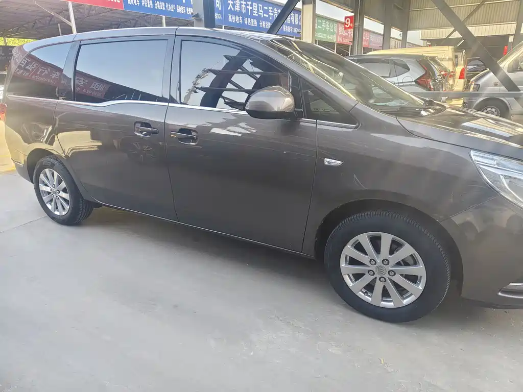 Buick GL8 2018