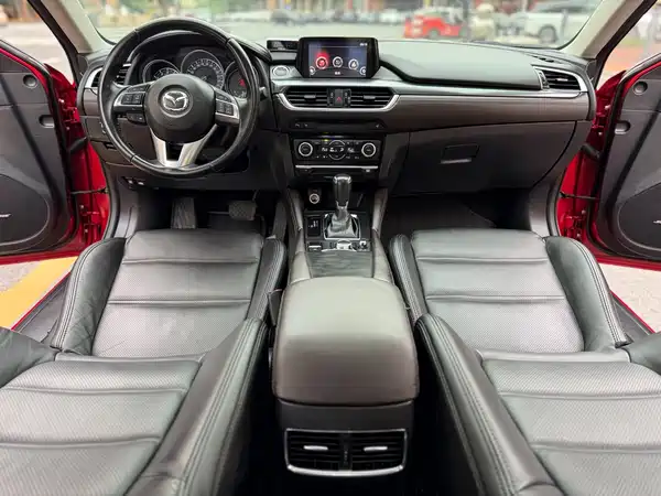 Mazda Atenza 2017