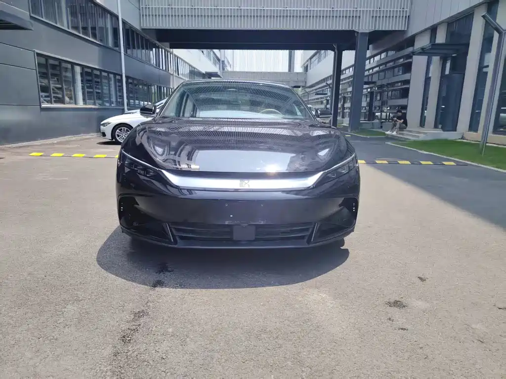 BYD Han 2025