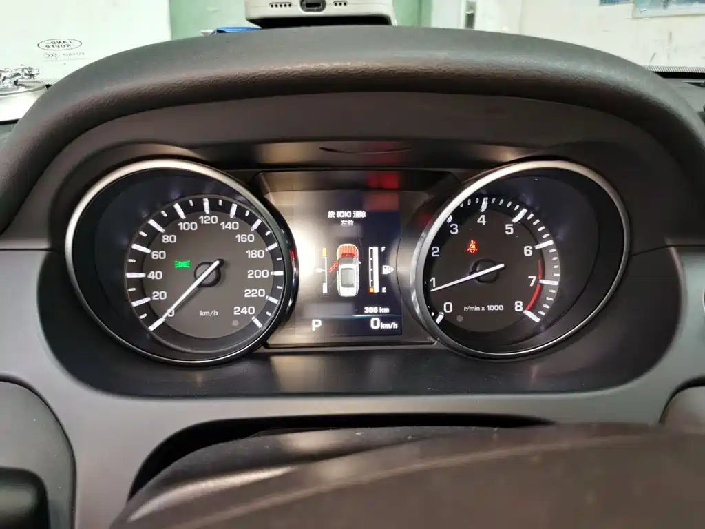 Land Rover Discovery Sport 2016 — фото 4