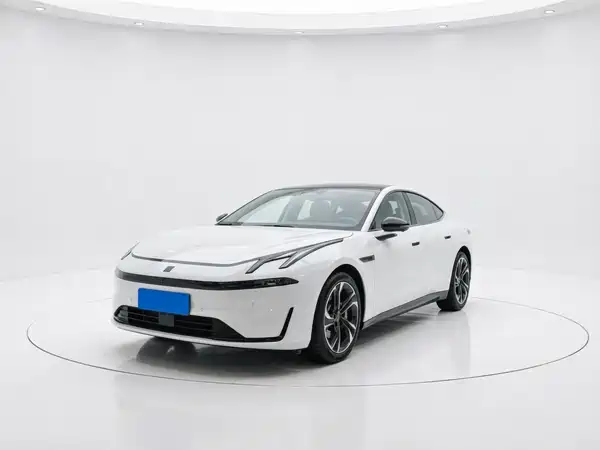 Lynk & Co 07 EM-P 2025