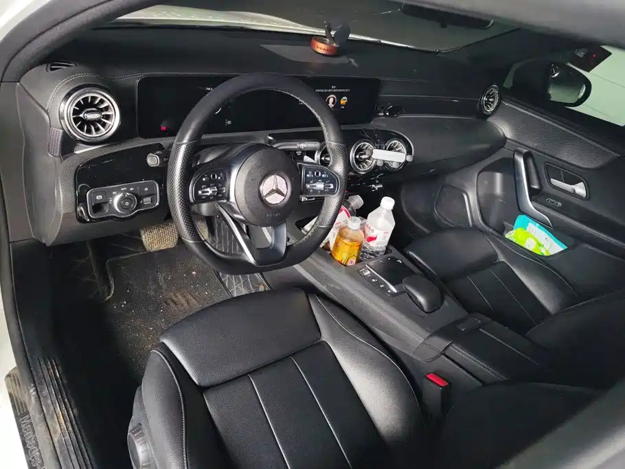 Mercedes-Benz A-Class 2022 — фото 12