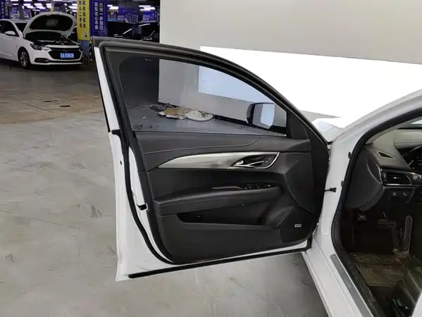 Cadillac ATS-L 2019