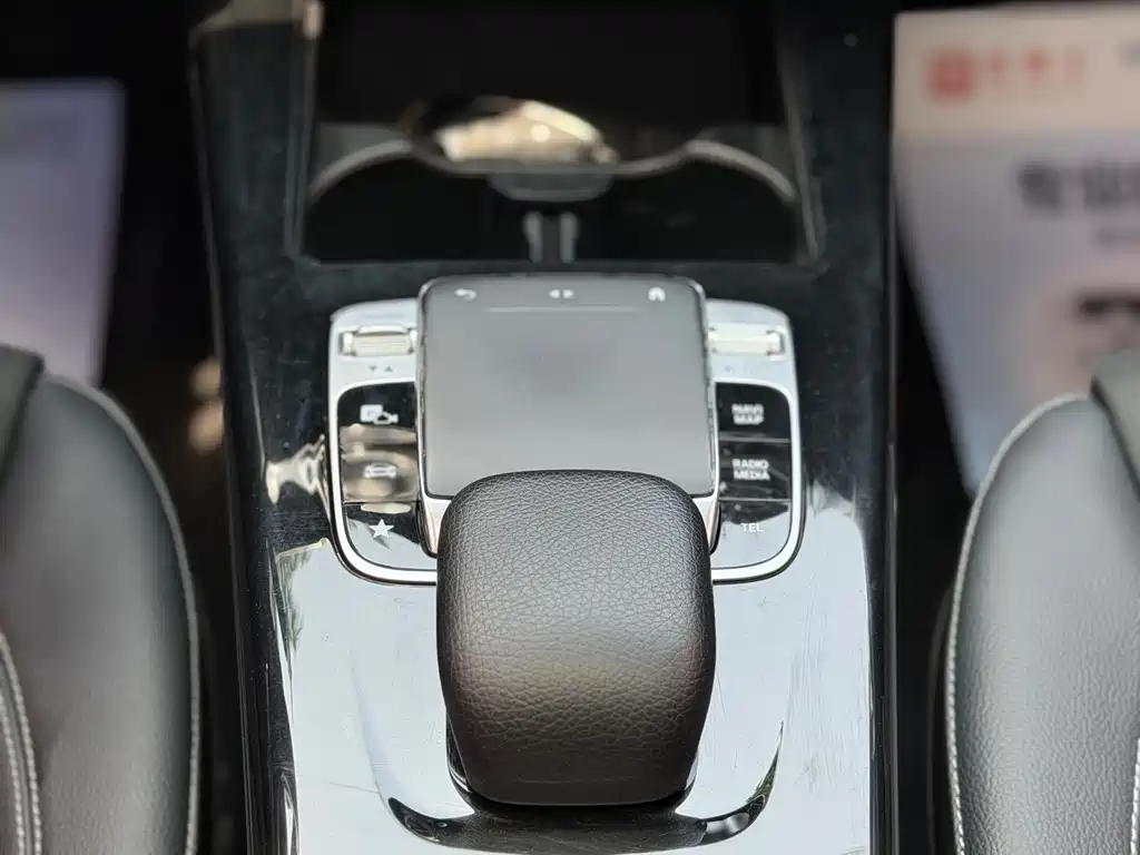 Mercedes-Benz A-Class 2020 — фото 12