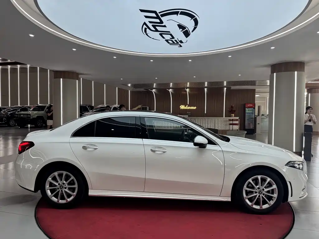 Mercedes-Benz A-Class 2021