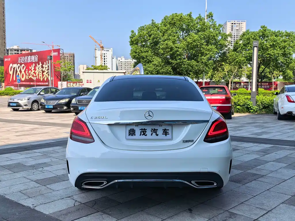 Mercedes-Benz C-Class 2020