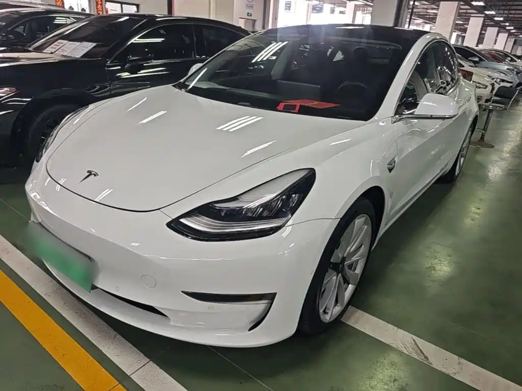 Tesla Model 3 2019 — фото 1