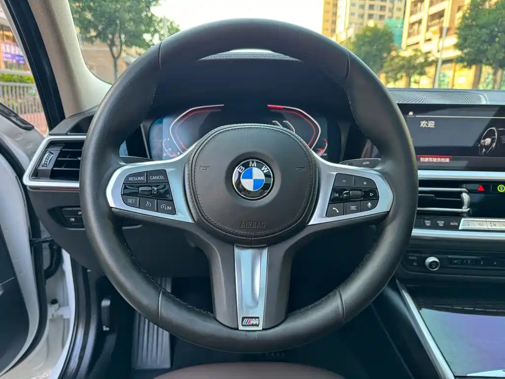 BMW 3 Series 2020 — фото 15
