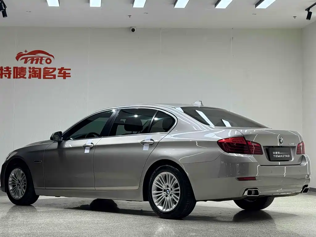 BMW 5 Series 2016 — фото 4