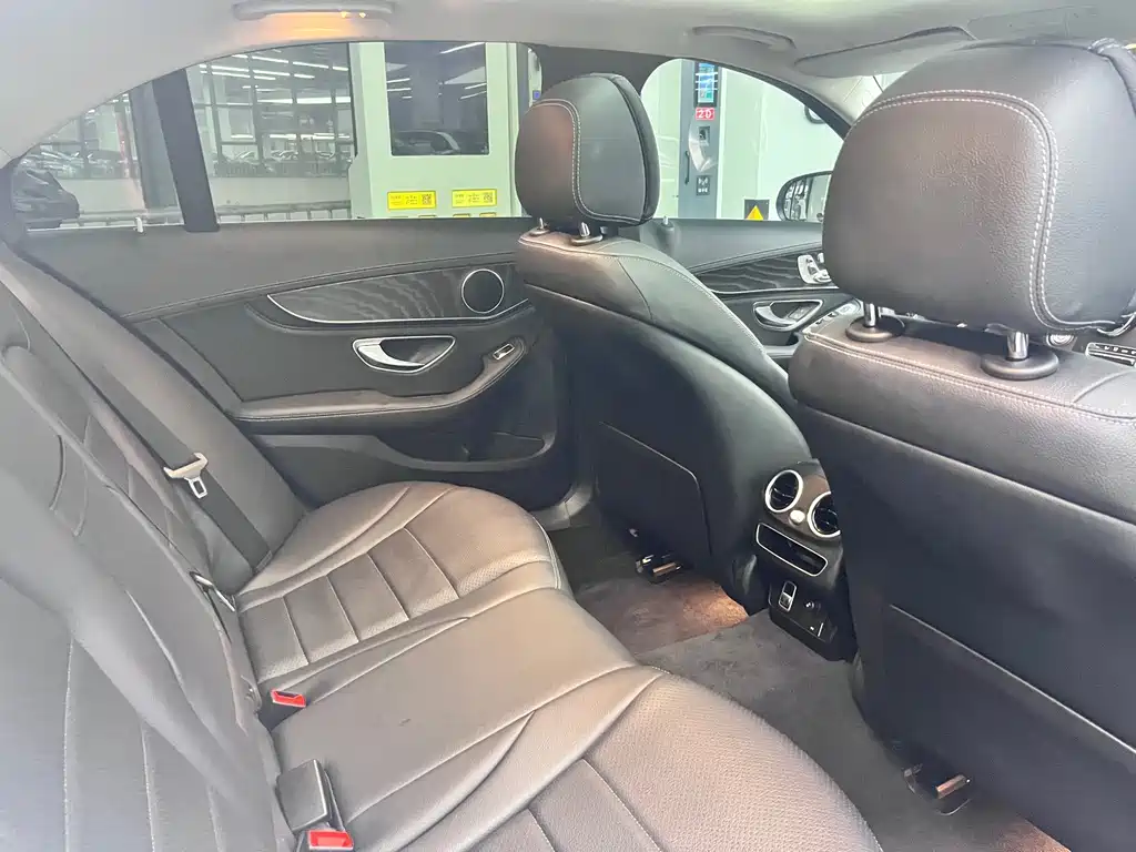 Mercedes-Benz C-Class 2020 — фото 12