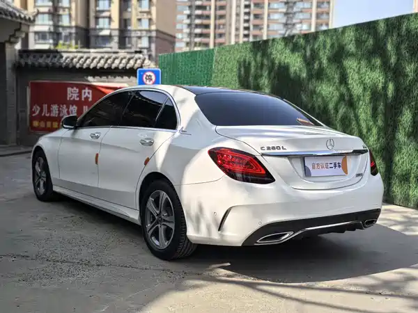 Mercedes-Benz C-Class 2021