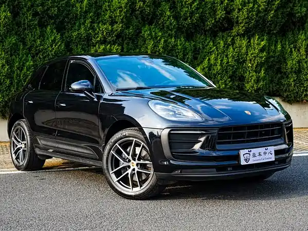 Porsche Macan 2025