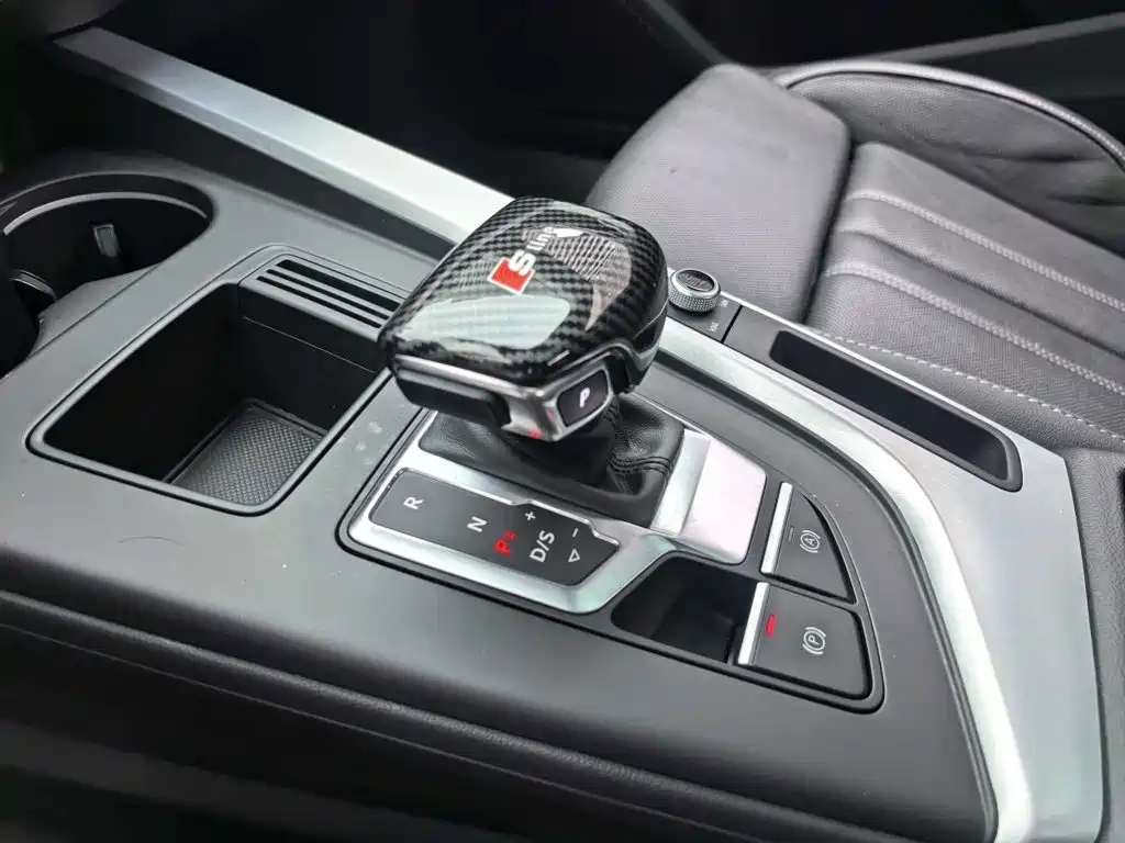 Audi A4L 2021
