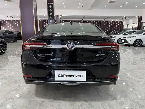 Buick LaCrosse 2022