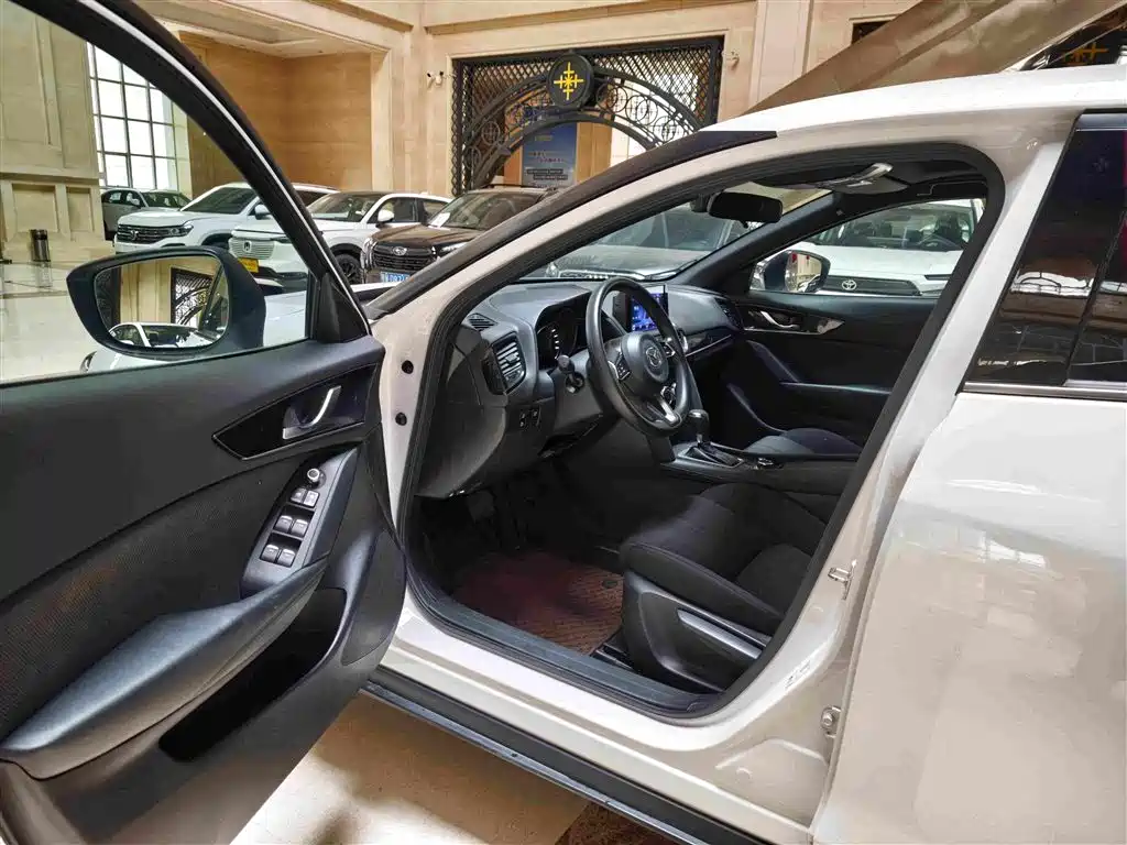 Mazda CX-4 2022