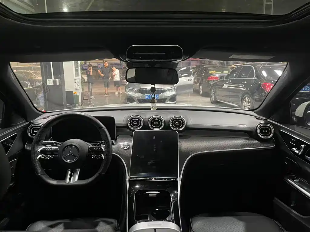 Mercedes-Benz C-Class 2022