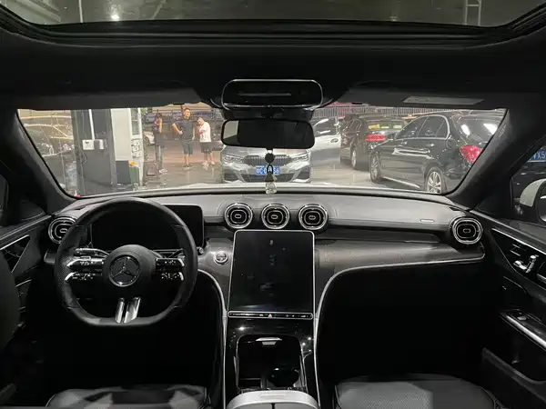 Mercedes-Benz C-Class 2022