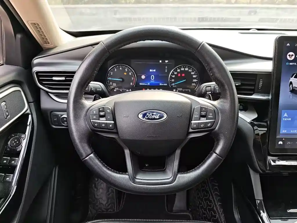 Ford Explorer 2021 — фото 20