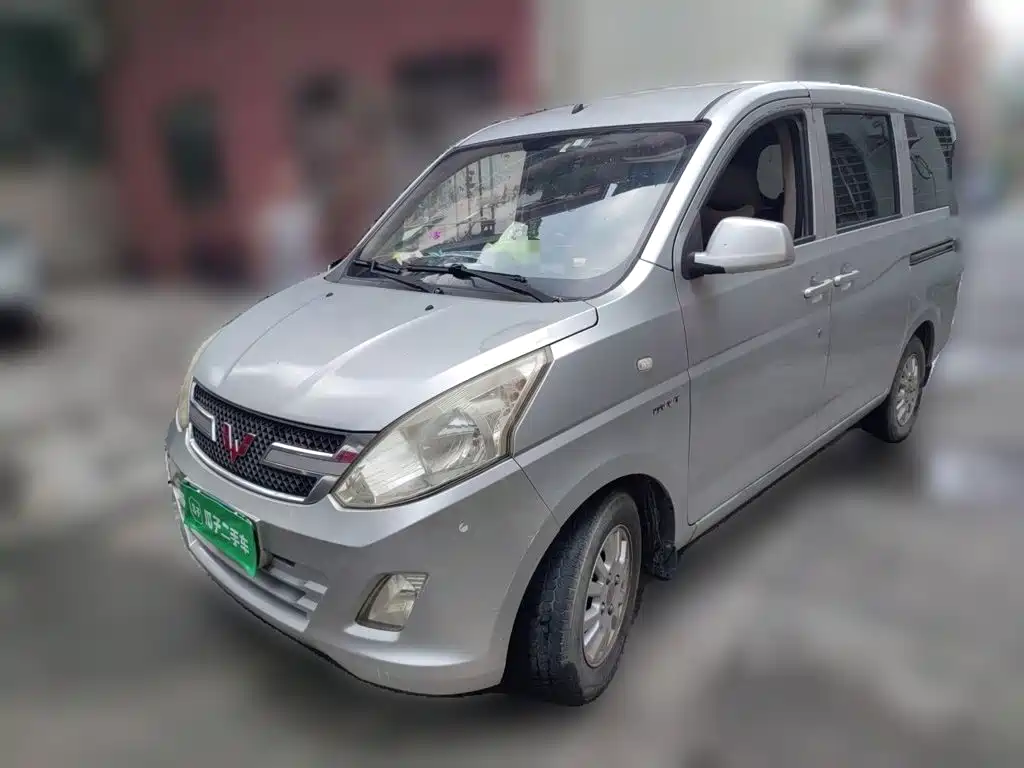 Wuling Rongguang V 2016 — фото 2