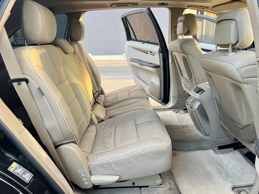 Mercedes-Benz R-Class 2017 — фото 16