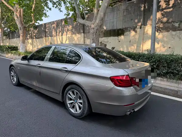 BMW 5 Series 2012