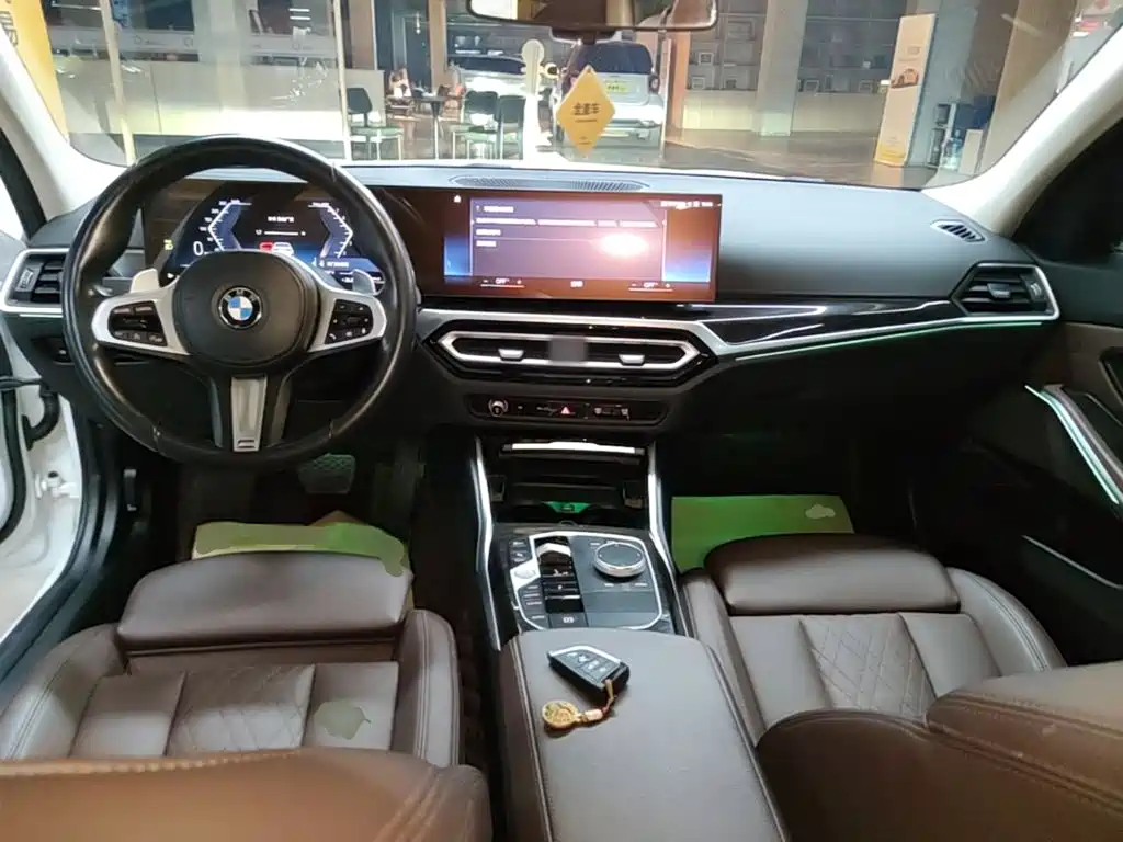 BMW 3 Series 2022 — фото 10