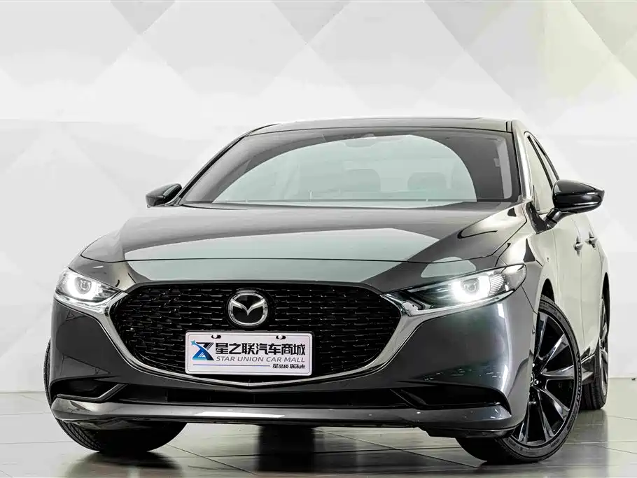 Mazda 3 Axela 2023