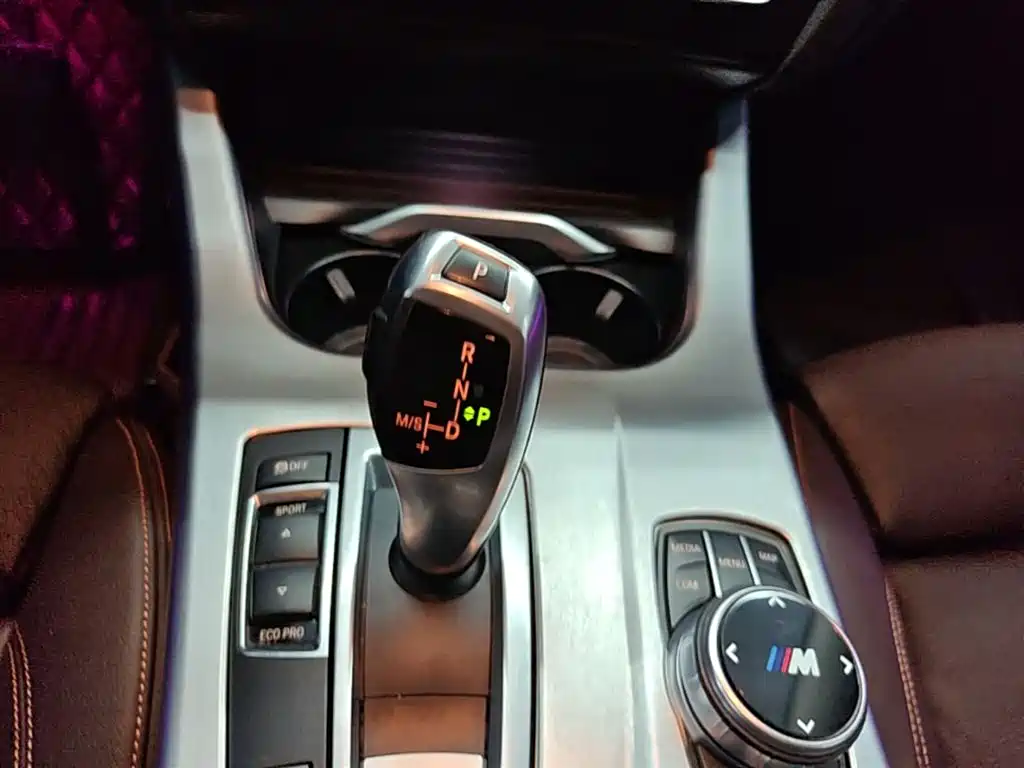 BMW X4 2018 — фото 14
