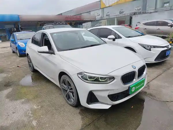 BMW 1 Series 2023