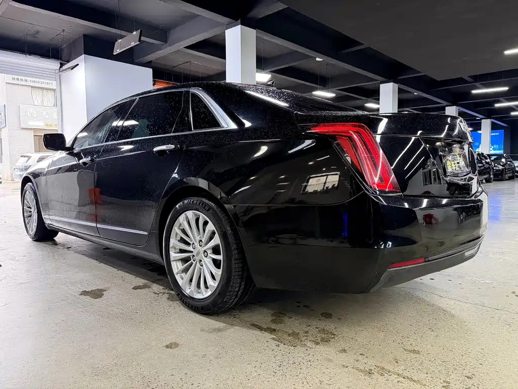 Cadillac CT6 2017 — фото 11