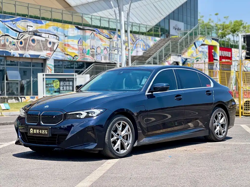 BMW i3 2023