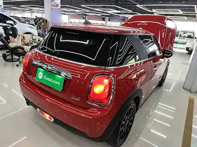 MINI MINI 2017