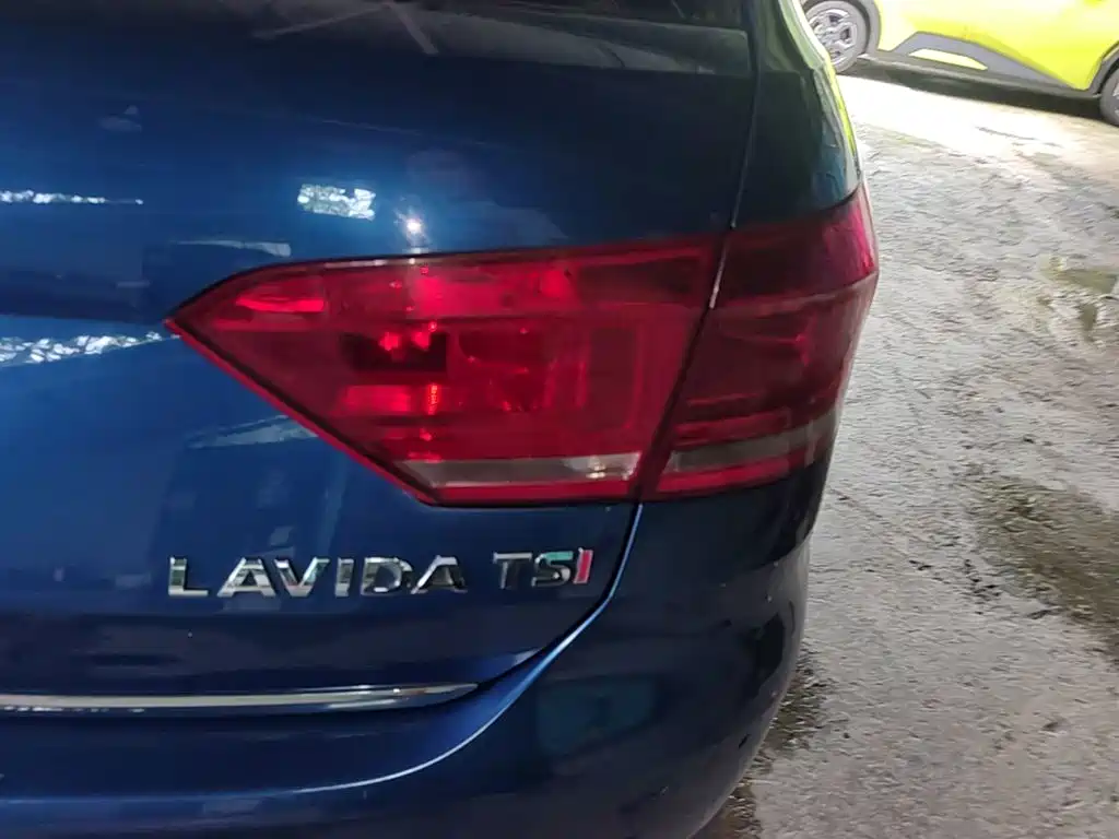 Volkswagen Gran Lavida 2015 — фото 8