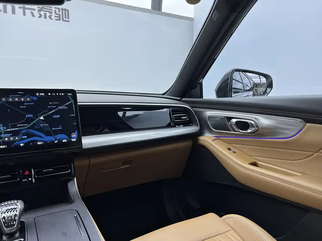 GAC Motor Trumpchi GS8 2024 — фото 25