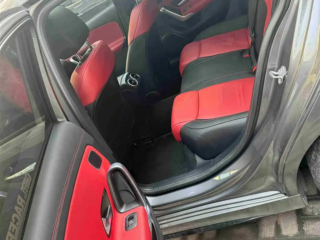 Mercedes-Benz A-Class AMG 2021 — фото 23