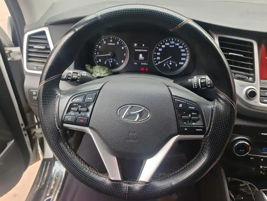 Hyundai Tucson 2019 — фото 15