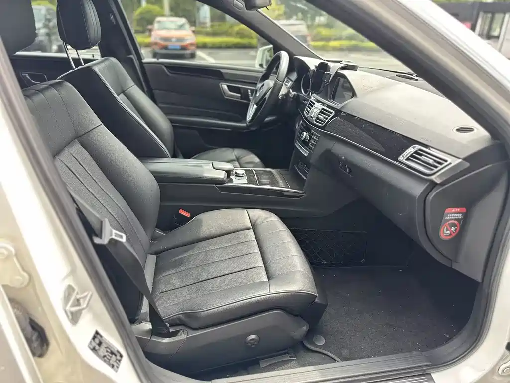 Mercedes-Benz E-Class 2014 — фото 10