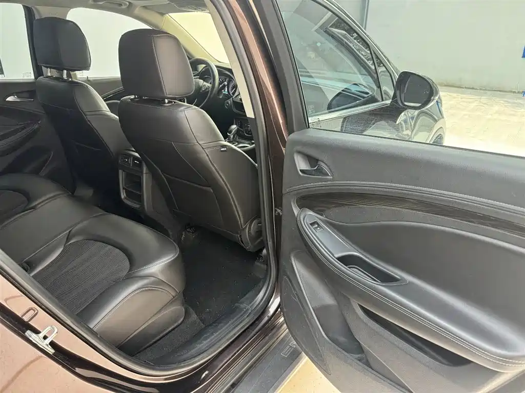 Buick Envision Plus 2021 — фото 16