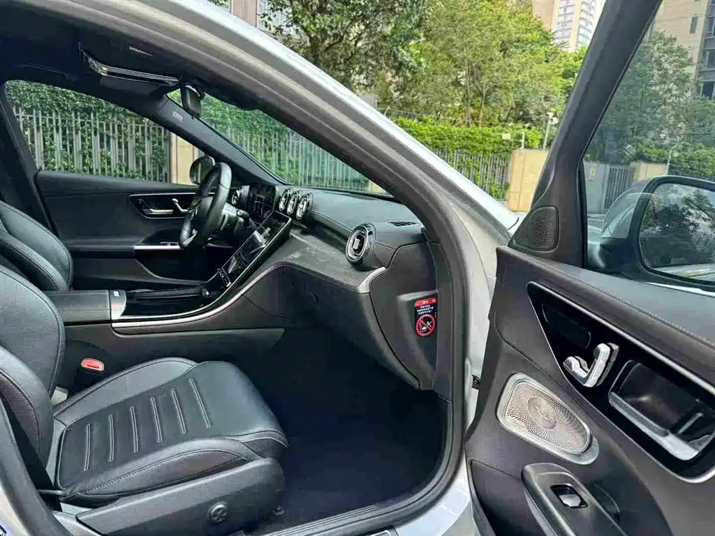 Mercedes-Benz C-Class 2022 — фото 8