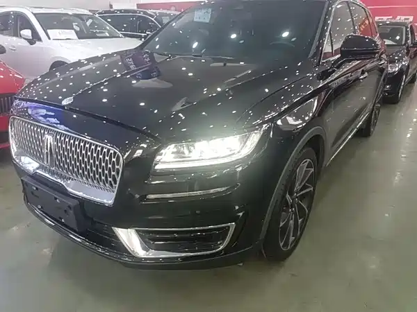 Lincoln Nautilus 2019