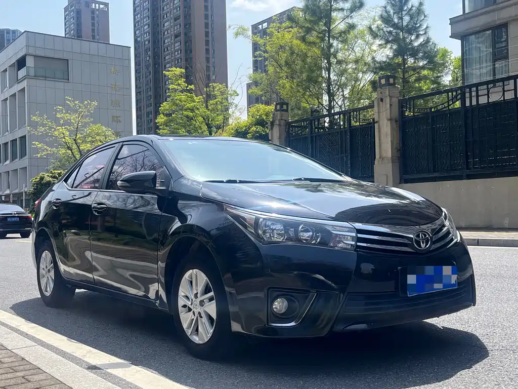 Toyota Corolla 2016 — фото 3