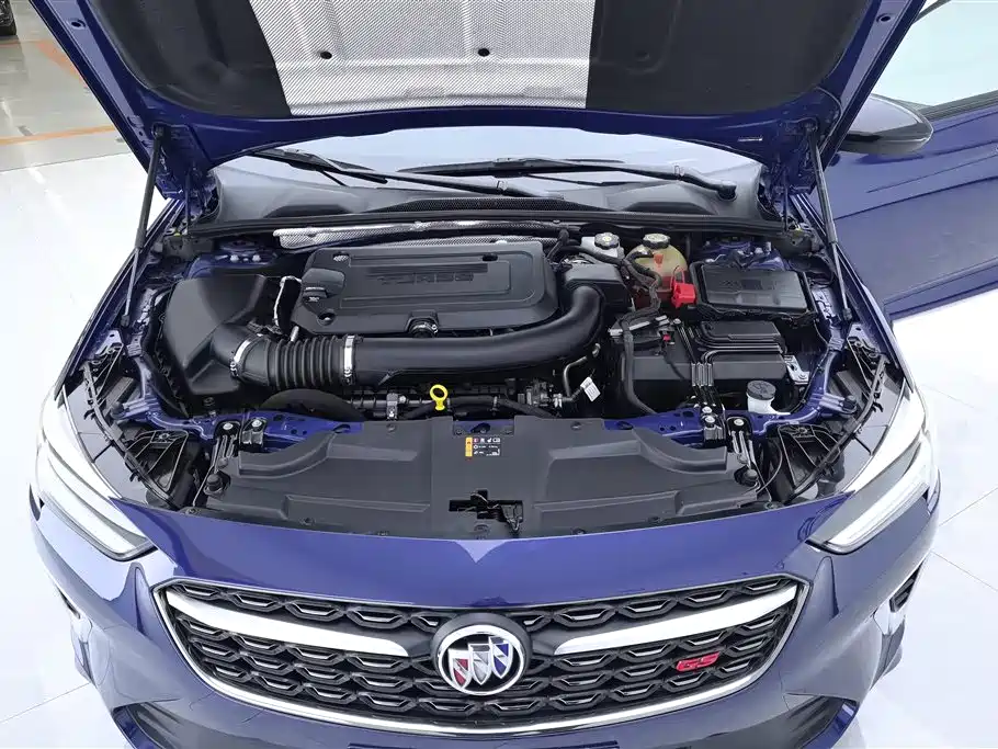 Buick Regal 2020 — фото 10