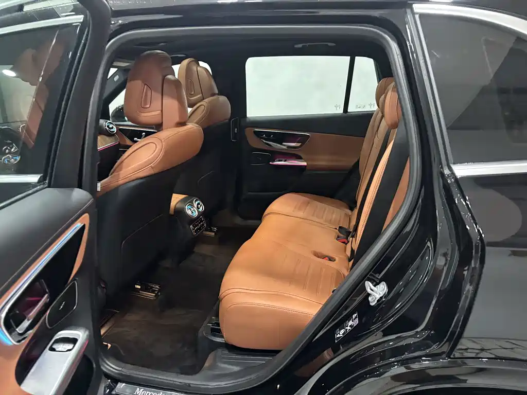 Mercedes-Benz GLC 2023 — фото 22