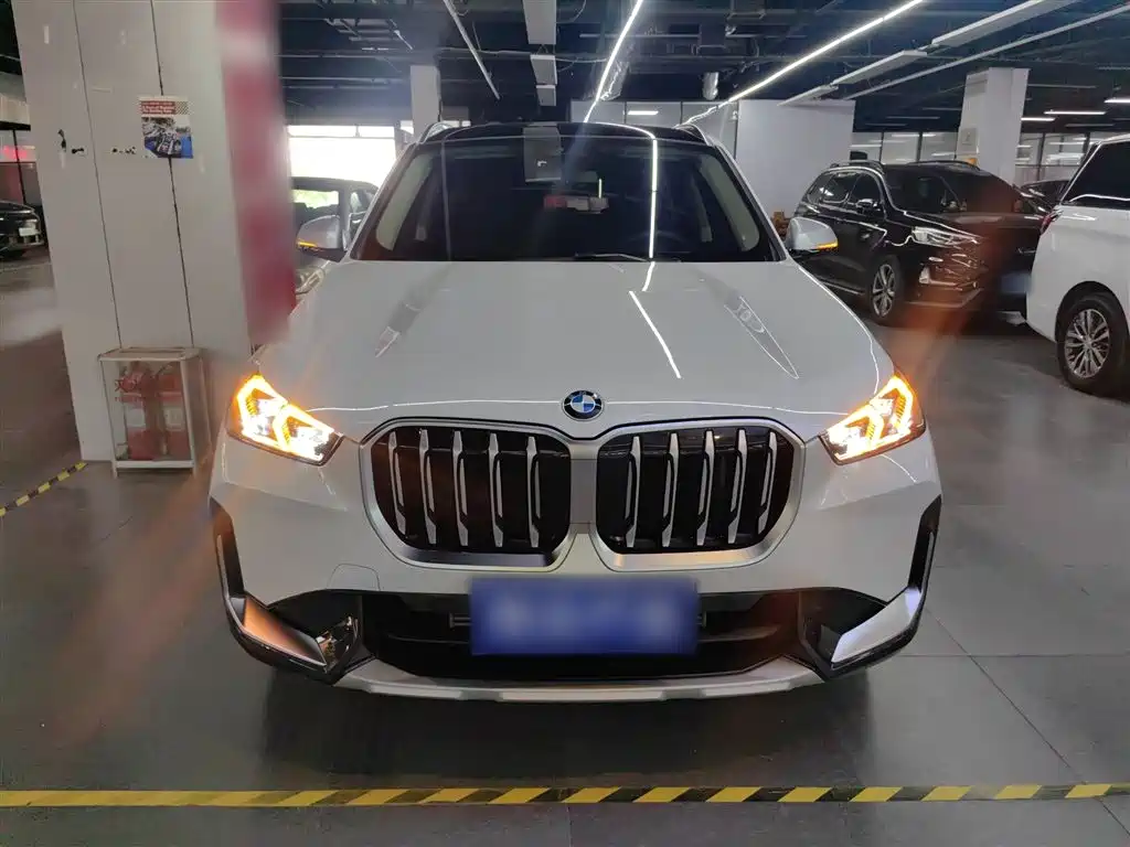 BMW X1 2024 — фото 3