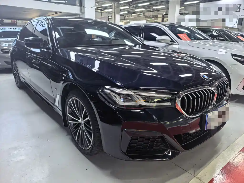 BMW 5 Series 2023